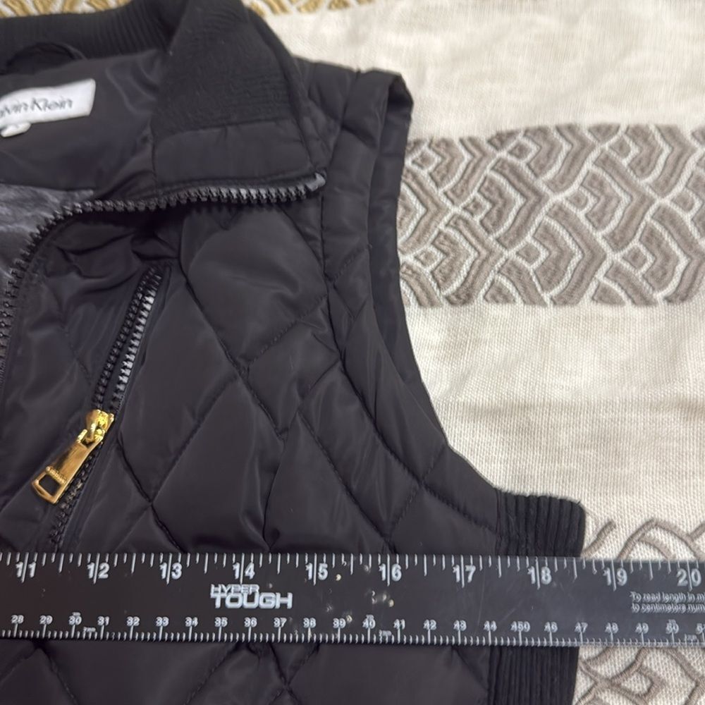 (W3)‎ Calvin Klein black quilted vest size S - Picture 4 of 14